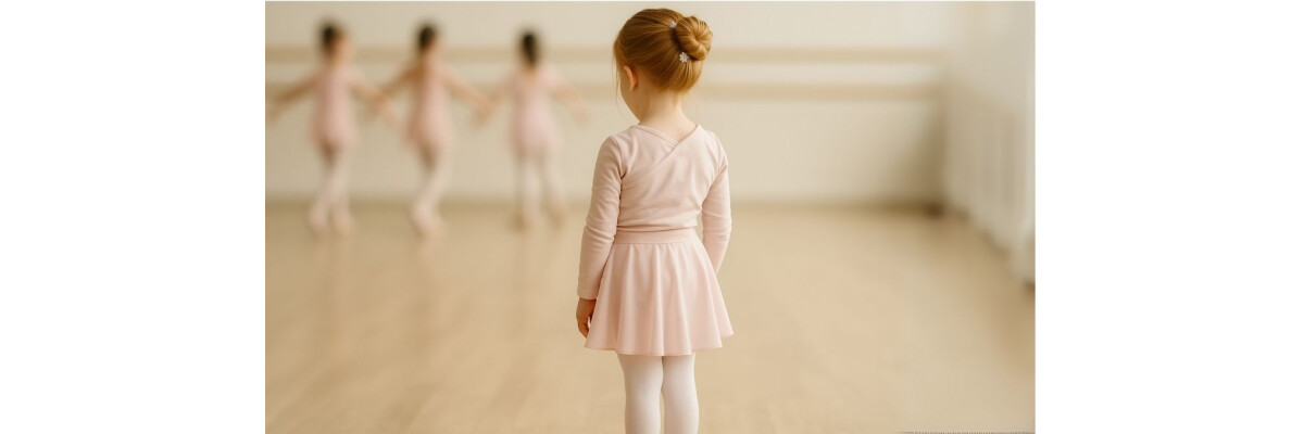 Kinderballett: Was brauchen kleine Tänzer:innen wirklich? - Kinderballett Grundausstattung: Tipps &amp; Produkte